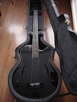 SUCHE: Samick Sperrholz Akustik Bass