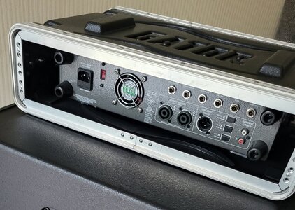 Ampeg02.jpg