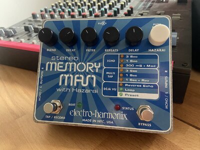 EHX Electro Harmonix Memory man with Hazarai delay