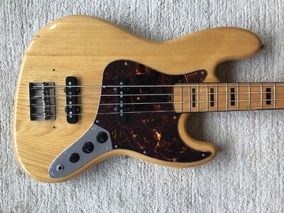 Japan Jazz Bass blond, 70er „Stagg“