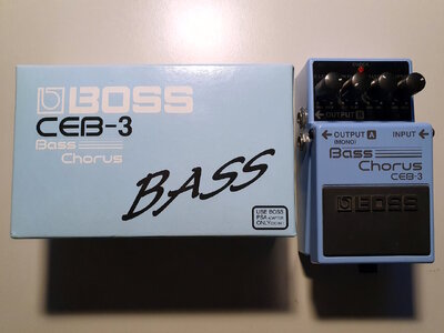 Boss Chorus CEB-3