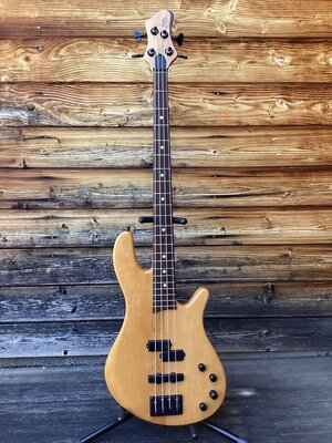 Franz Bassguitars Merak P/J
