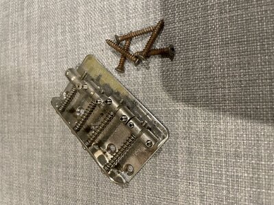 Preci / Jazz Bass * 70er Style Bridge * Guitarslinger