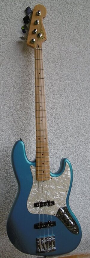 Fender - Jazzbass - mit Seymour-Duncan-Pickups und John-East-Elektronik