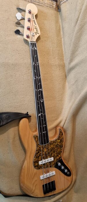 Jazz Bass Fretless Unikat