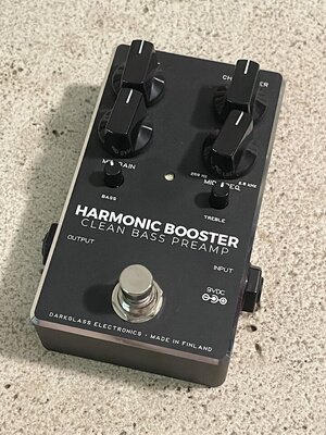 DARKGLASS Harmonic Booster