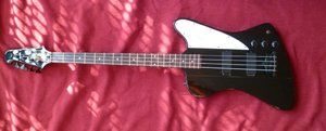 EPIPHONE Thunderbird IV black kompr. -01.JPG
