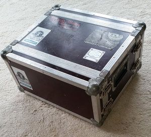 Flight Case 4 HE 1.jpg