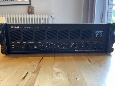 EBS HD802 High Dynamics Linear Bass Amp