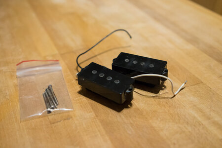 Fender Roadworn Precision Pickups