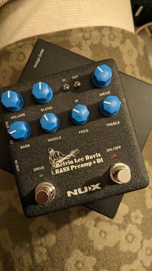 *reserviert*NUX Melvin Lee Davis Bass Preamp