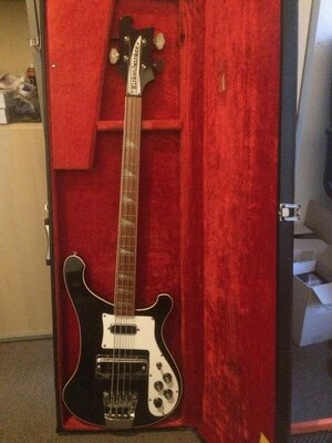 Rickenbacker 1.jpg