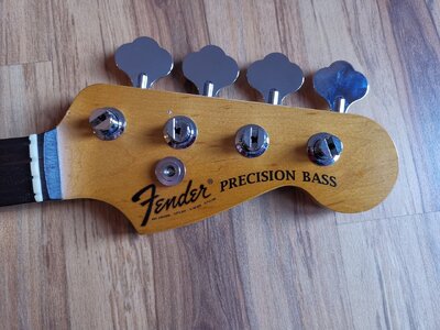 FENDER licensed ALL PARTS Precision Hals