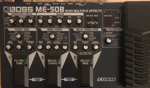 BOSS ME-50B Bass Multi-Effektgerät