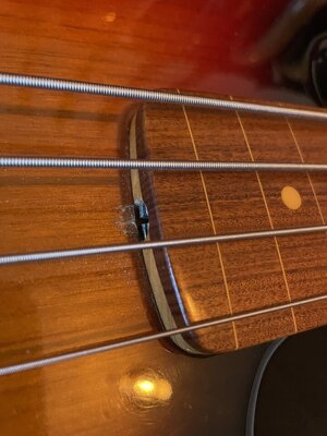 Fender Jaco Pastorius Tribute Fretless - 7.JPG