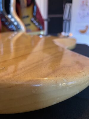 Fender Marcus Miller Signature Bass Japan - 9.JPG