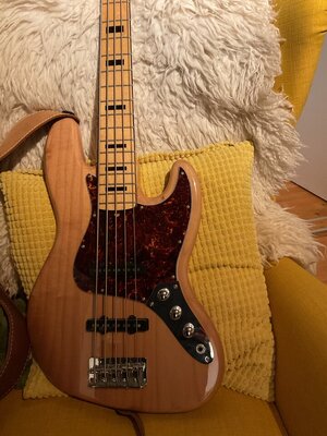 Squier VM 70s Jazz Bass V