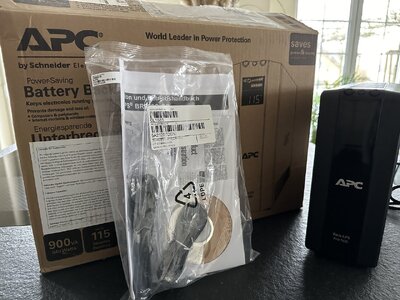 APC Back-UPS Pro 900