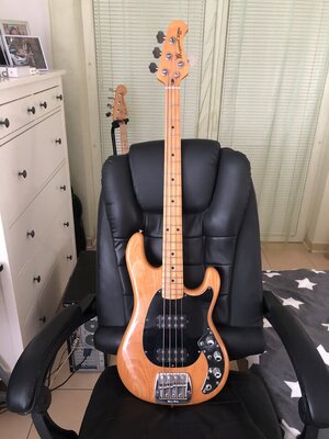 Pre Ernie Ball MM Sabre bass 1979