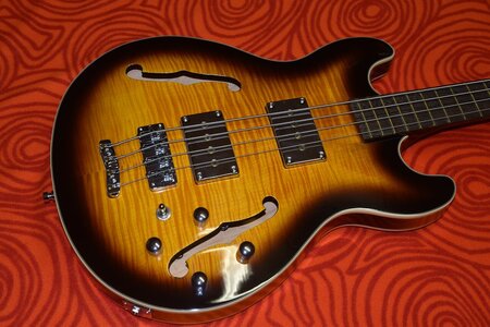 Warwick StarBass Pro Series (kein Rockbass)