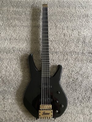 Status Series 1, 5 String, Graphite, Headless Bass (verkauft)