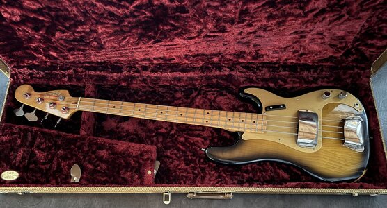 1982 Fender ´57 Precision Bass - 2-Ton-Sunburst "Fullerton" (Vintage Reissue)