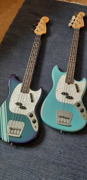 2xmustang-3.jpg 2xmustang-3.jpg