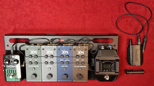 Pedalboard mit 4 x Lehle/EBS und Shure-Funk incl. Voodoo Tasche mit OVP's