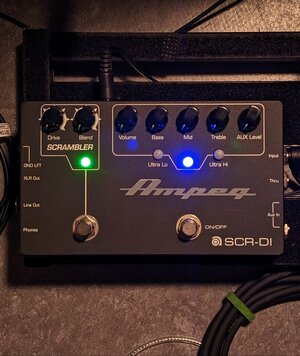 Ampeg SCR-DI Preamp
