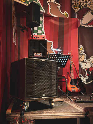 IMG_4185.jpg IMG_4185.jpg