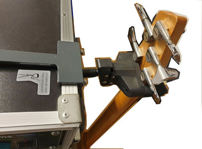 halter11.jpg halter11.jpg