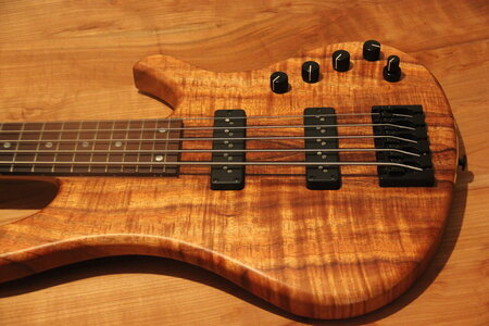 Suche Kristall bass 5