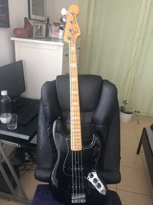 Fender Jazz Bass 1980 Reserviert