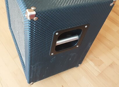 Ampeg4.jpg Ampeg4.jpg