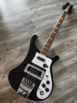 RICKENBACKER 4001 Jetglo, original April 1978