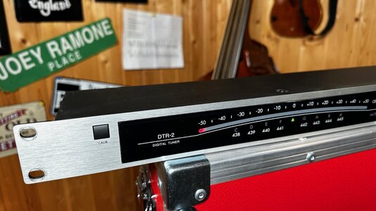 Korg DTR-2 Rack-Stimmgerät Tuner