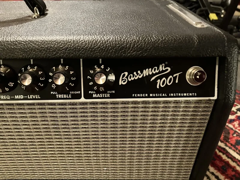 Bassman 100T Vollröhrenwuchtbrumme