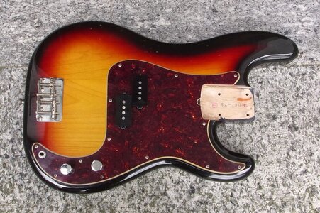 Fender MIJ PB62 Bass Body loaded, 1990