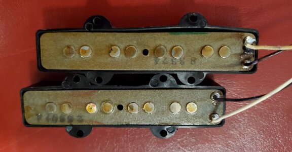 Suche Fender Jazzbass Pickups 1974