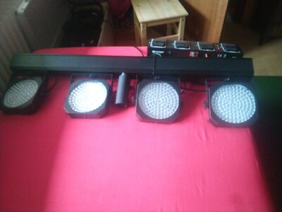 4 er LED Bar von Cameo - Reserviert