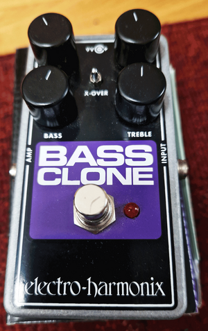 Electro Harmonix Bass Clone (Chorus)