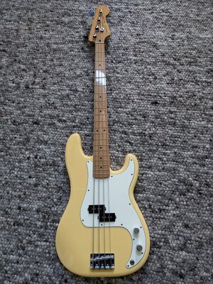 Fender Player Precision Butterscotch