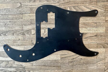 Fender P-Bass Pickguard