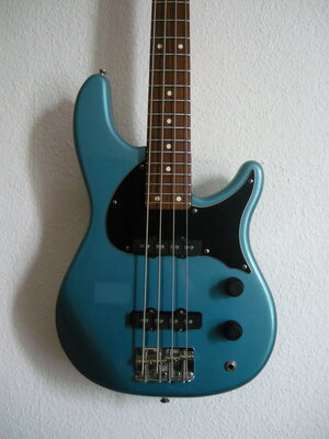 Fender Urge "Stu Hamm" Signature Series MIM (Medium Scale)