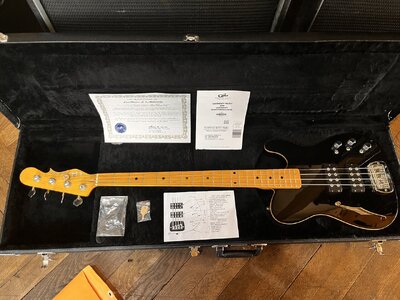 G&L Asat USA Tele-Bass