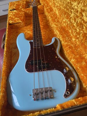 Fender Precison Bass Am. Vintage II