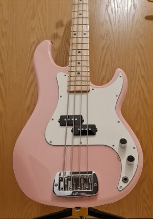 G&L LB-100 Fullerton Precision Bass USA Inkl.Koffer Shell Pink