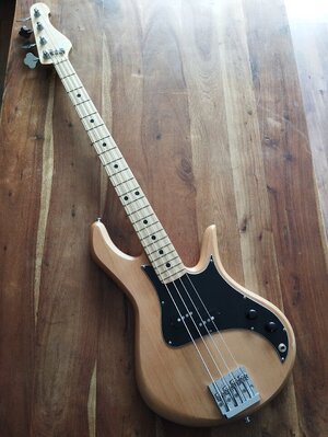 Torillo Precision Bass, Aguilar Pickup