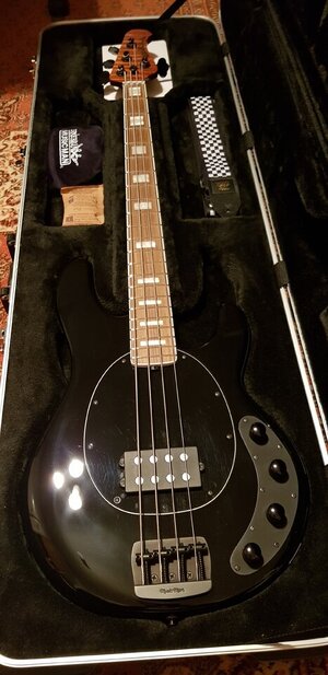 Musicman Stingray Special 4 H Black Hades BFR