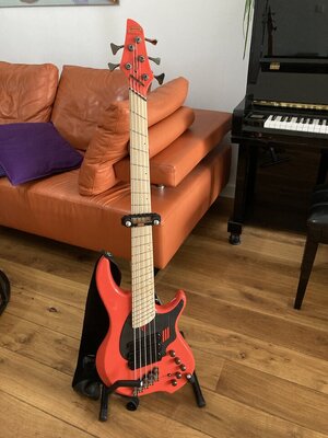 Dingwall ng3 5 string Ferrari red